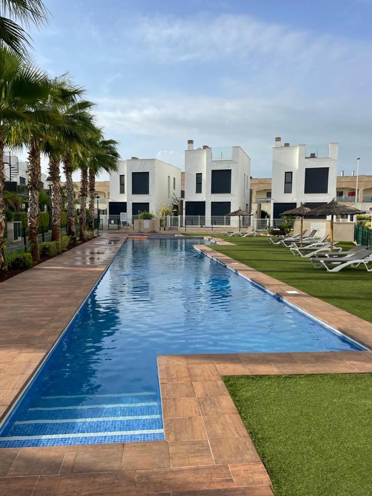 Fun Holiday Apartment Punta Prima Торевьиа Экстерьер фото